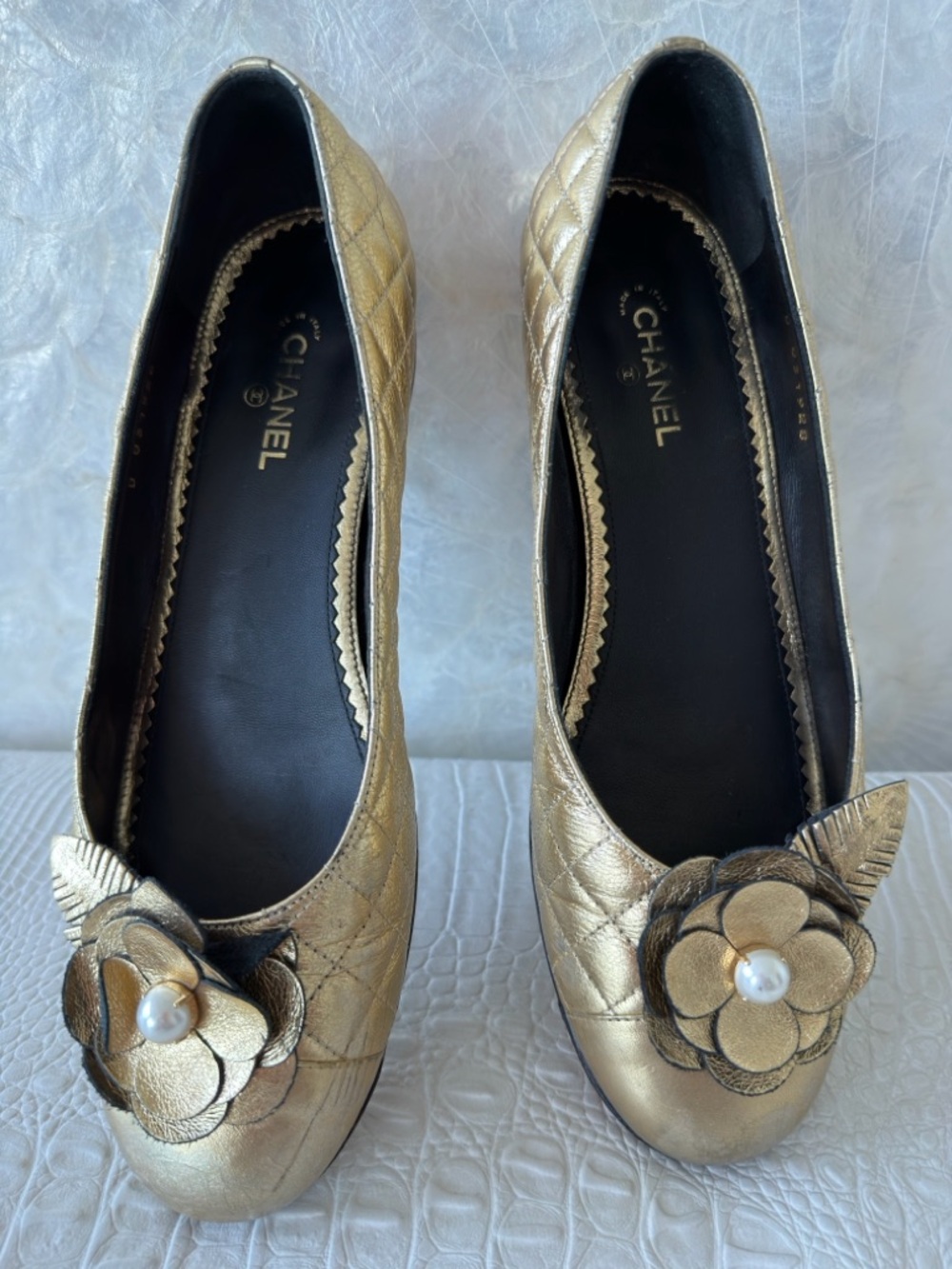 Chanel Gold Metallic Floral Ballet low heels  Flats shoes Size 39,5 - Picture 4 of 16